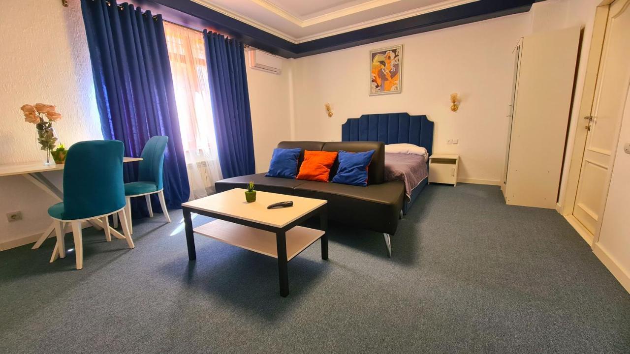 Cryptohotel.Club Almati Kültér fotó